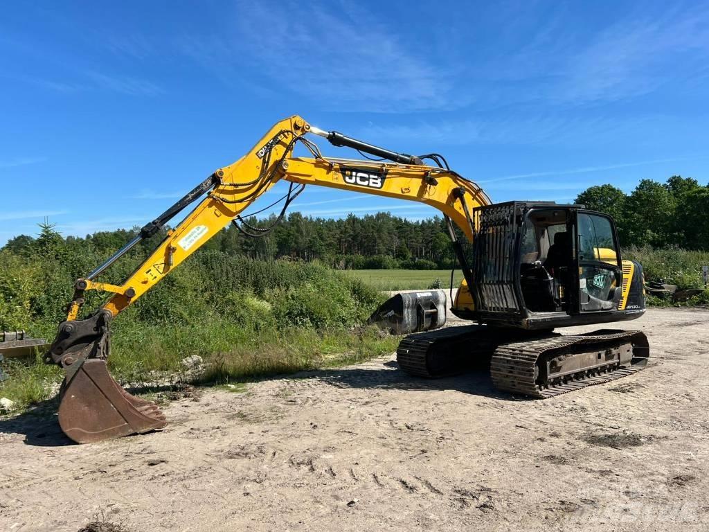 JCB JS 130 LC حفارات زحافة