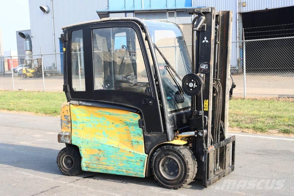 Mitsubishi FB35N شاحنات ذات رافعات شوكية تعمل بالكهرباء