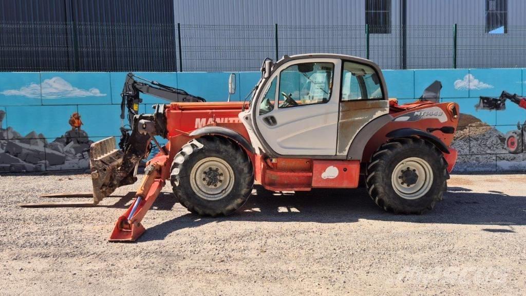 Manitou MT 1440 مناولات متداخلة