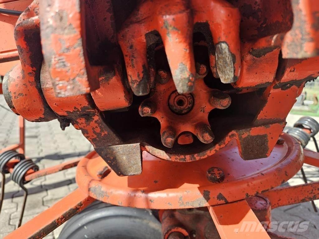 Kuhn GF 8501 MH مكابس وميبسات التبن
