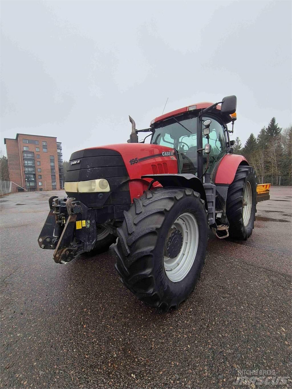 Case IH PUMA 195 الجرارات