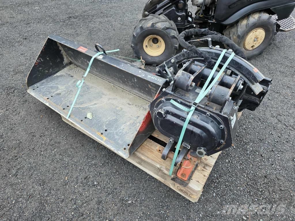 Ditch Witch R300 ماكينات حفر خنادق