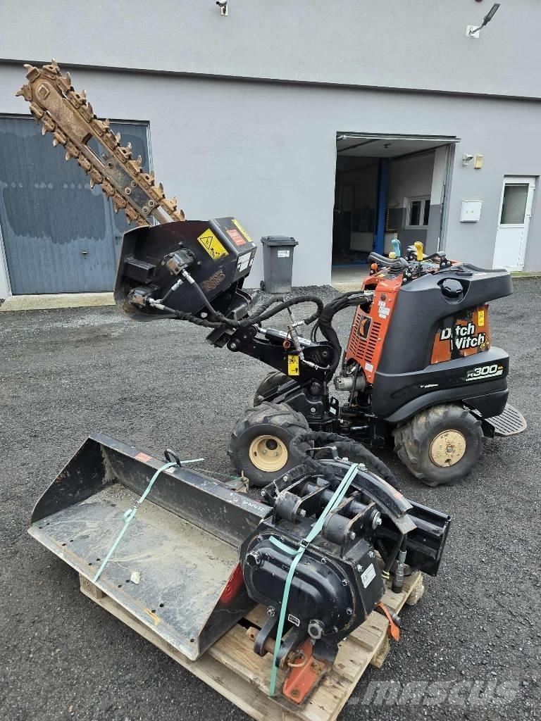 Ditch Witch R300 ماكينات حفر خنادق