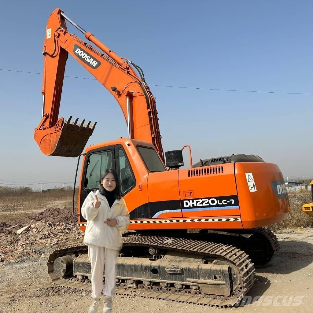 Doosan DH220LC-7 حفارات زحافة