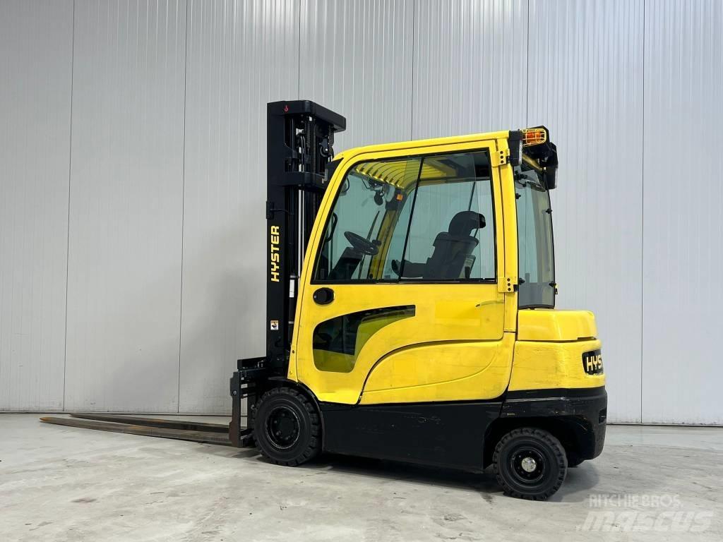 Hyster J3.5XN شاحنات ذات رافعات شوكية تعمل بالكهرباء