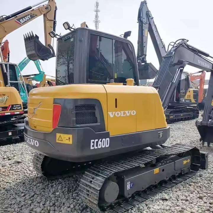 Volvo EC60D حفارات زحافة