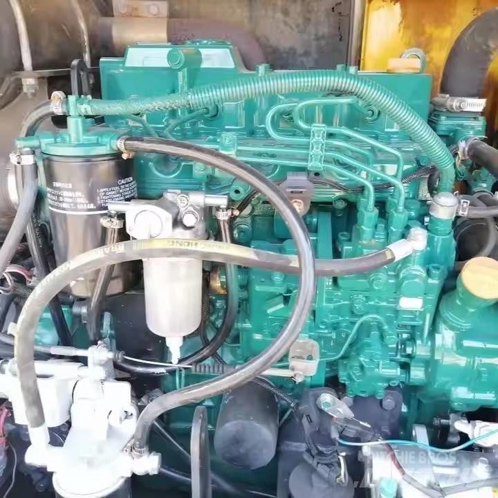 Volvo EC60D حفارات زحافة