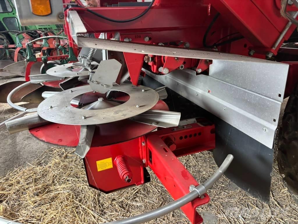 Bredal K 65 معدات فرد المواد المعدنية