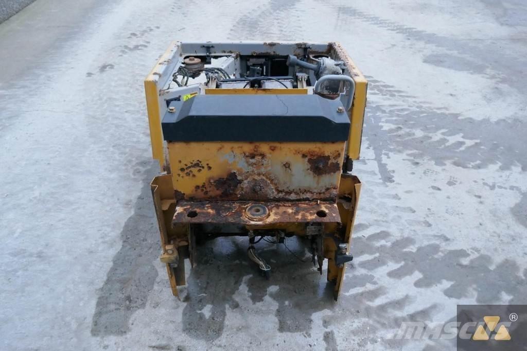 CAT 220-2800 كابينة والداخلية