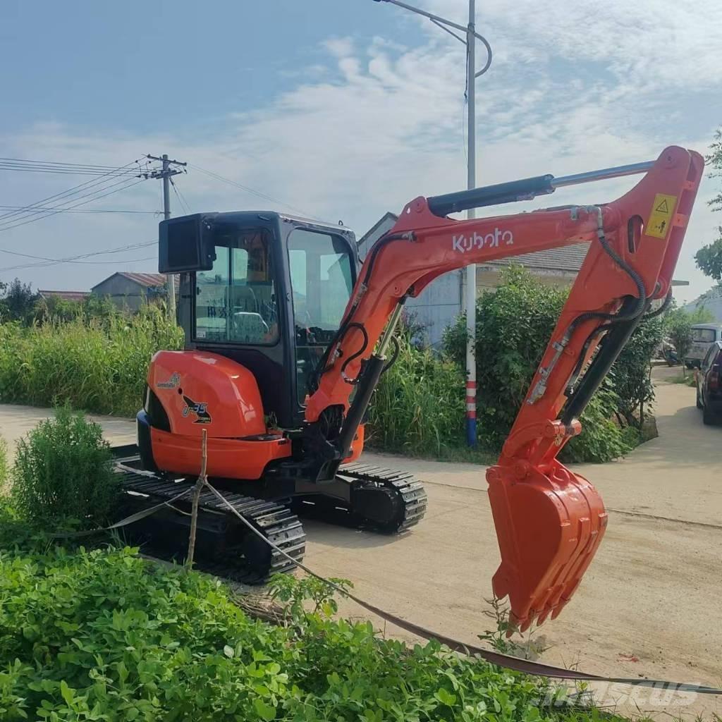 Kubota U 35 حفارات صغيرة أقل من 7 طن (حفارات صغيرة)