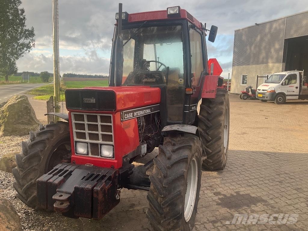Case IH 844 xla الجرارات
