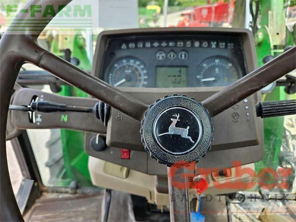 John Deere 6610 الجرارات