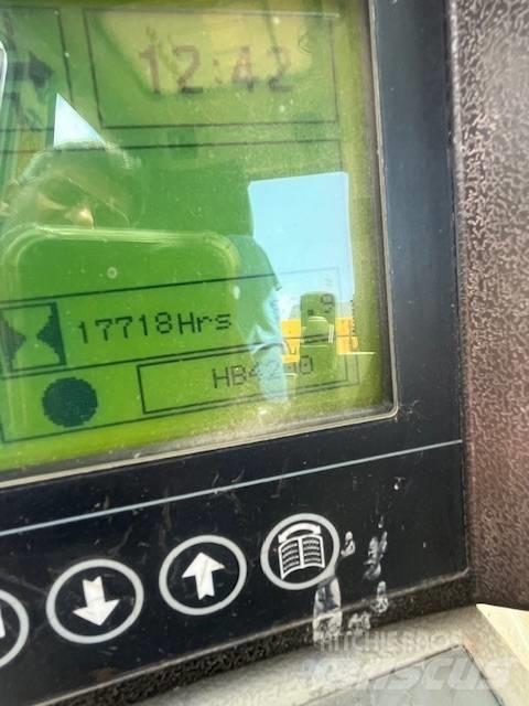 Liebherr R 954C  HD حفارات بعجل