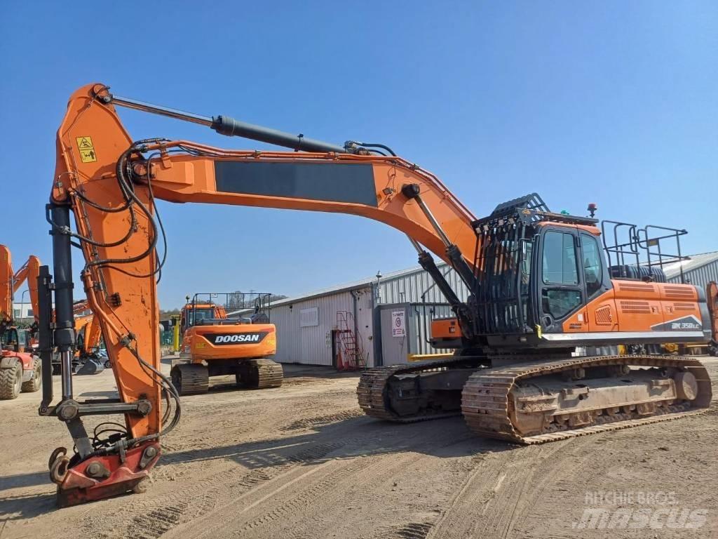 Doosan DX 350 LC-7 حفارات زحافة