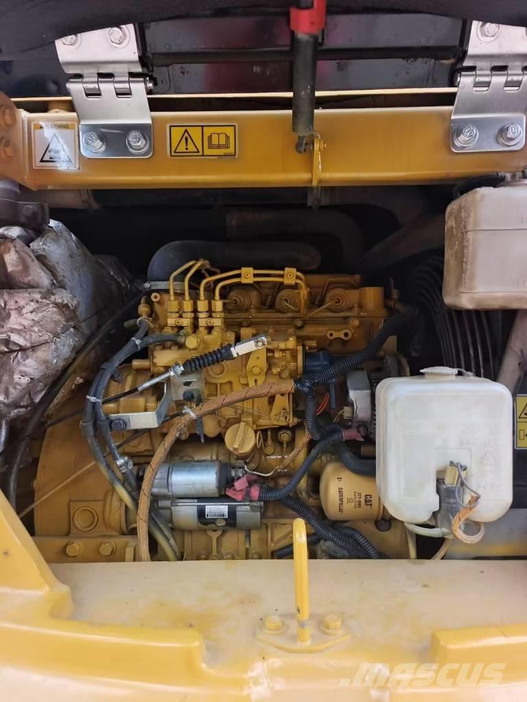 CAT 308 E2 حفارات وسط 7 طن - 12 طن