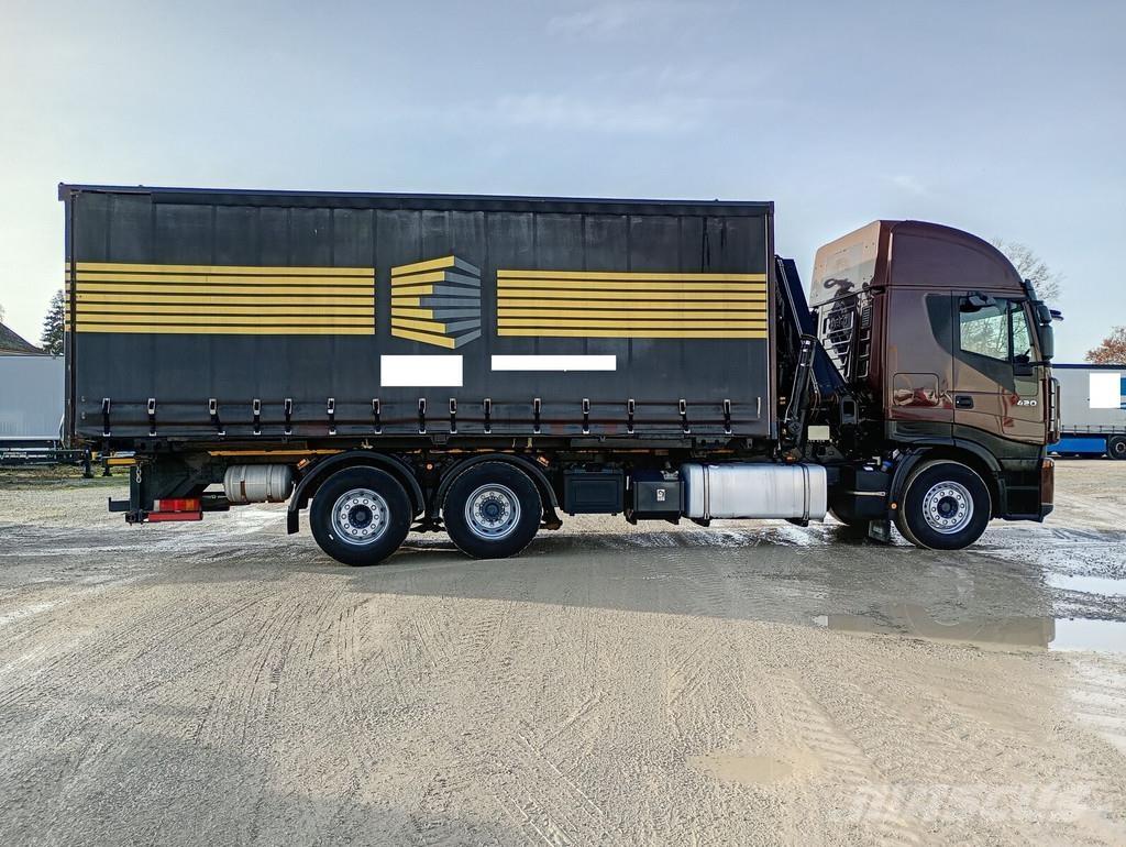 Iveco AS260S42Y/FS شاحنات بغطاء جانبي