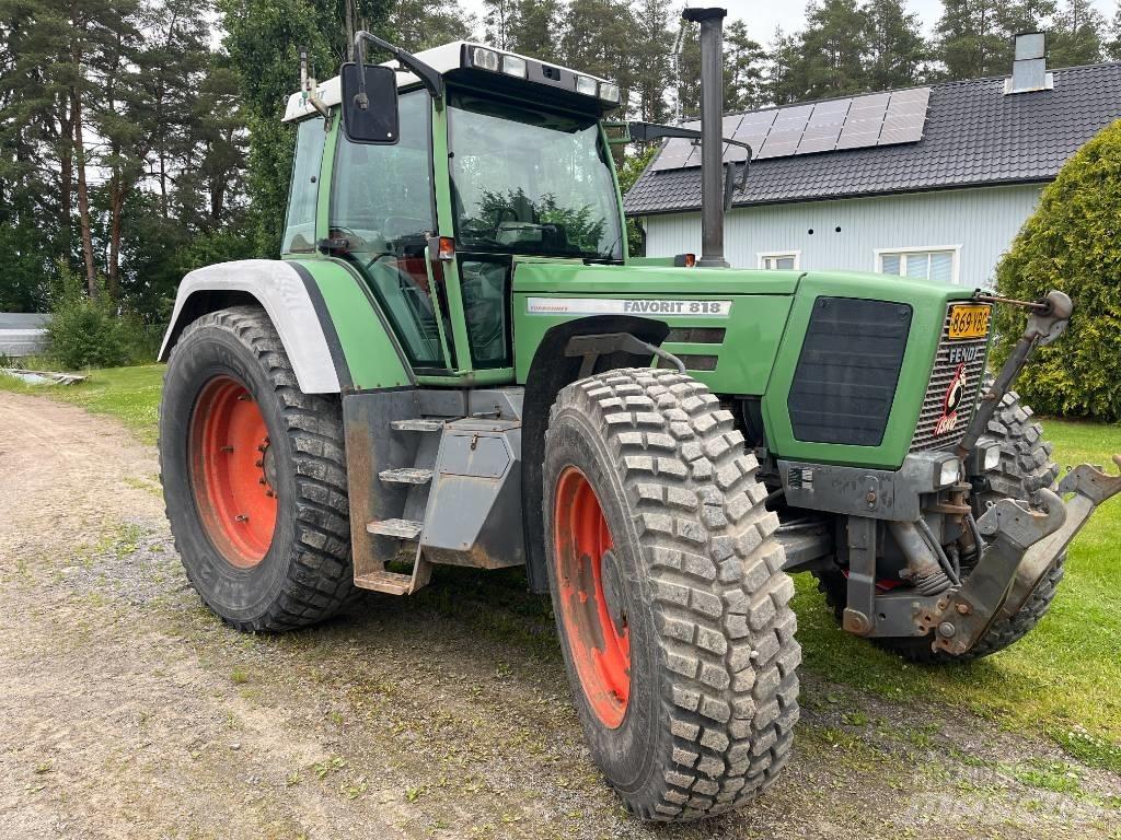 Fendt 818-4 الجرارات