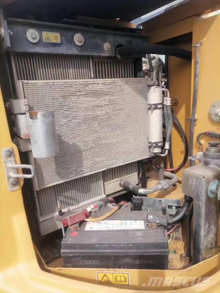 CAT 307E2 حفارات وسط 7 طن - 12 طن