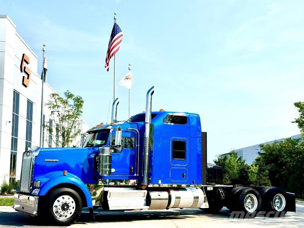 Kenworth W 900 وحدات الجر