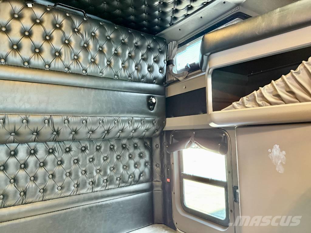 Kenworth W 900 وحدات الجر