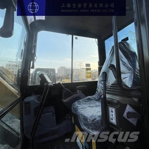 CAT 305.5 E حفارات زحافة