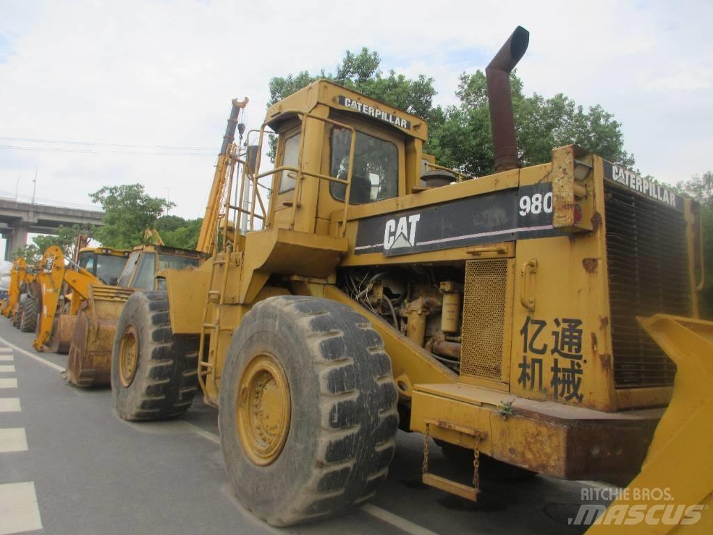 CAT 980 F لوادر بعجل