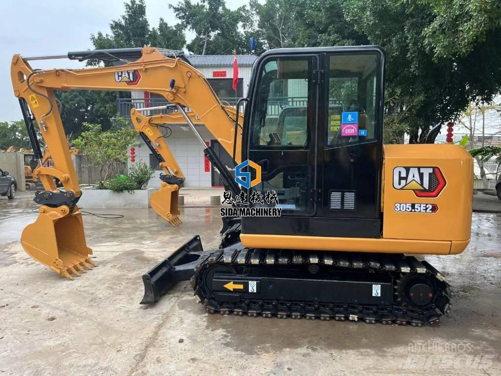 CAT 305.5E2 حفارات صغيرة أقل من 7 طن (حفارات صغيرة)