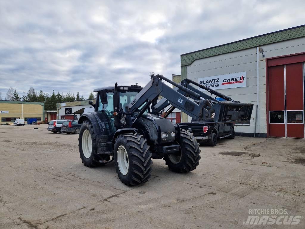 Valtra N 142 Versu الجرارات