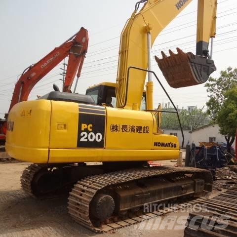 Komatsu pc200-7 حفارات زحافة