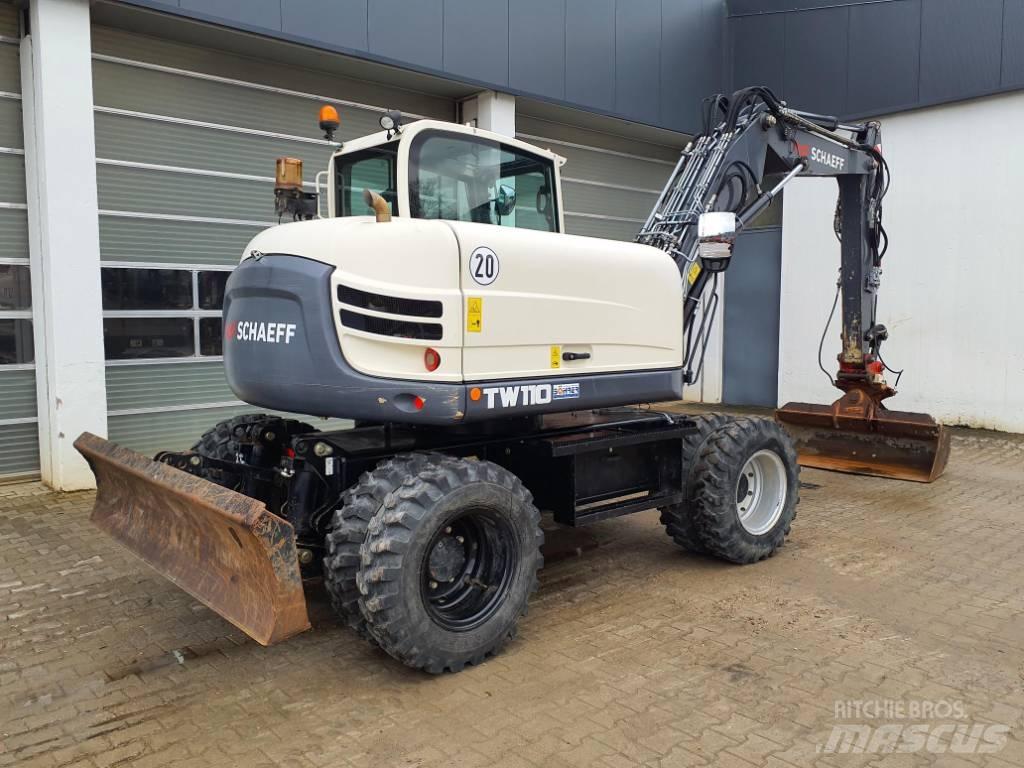 Schaeff TW 110 حفارات بعجل