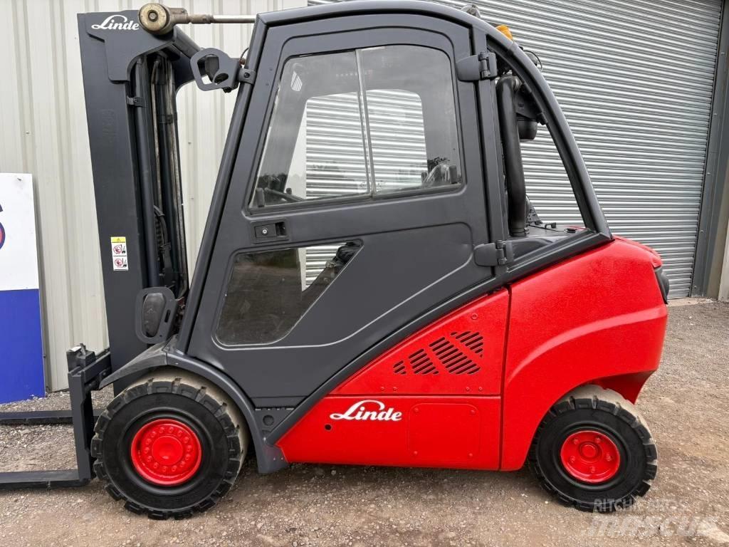 Linde H 30 D شاحنات الديزل