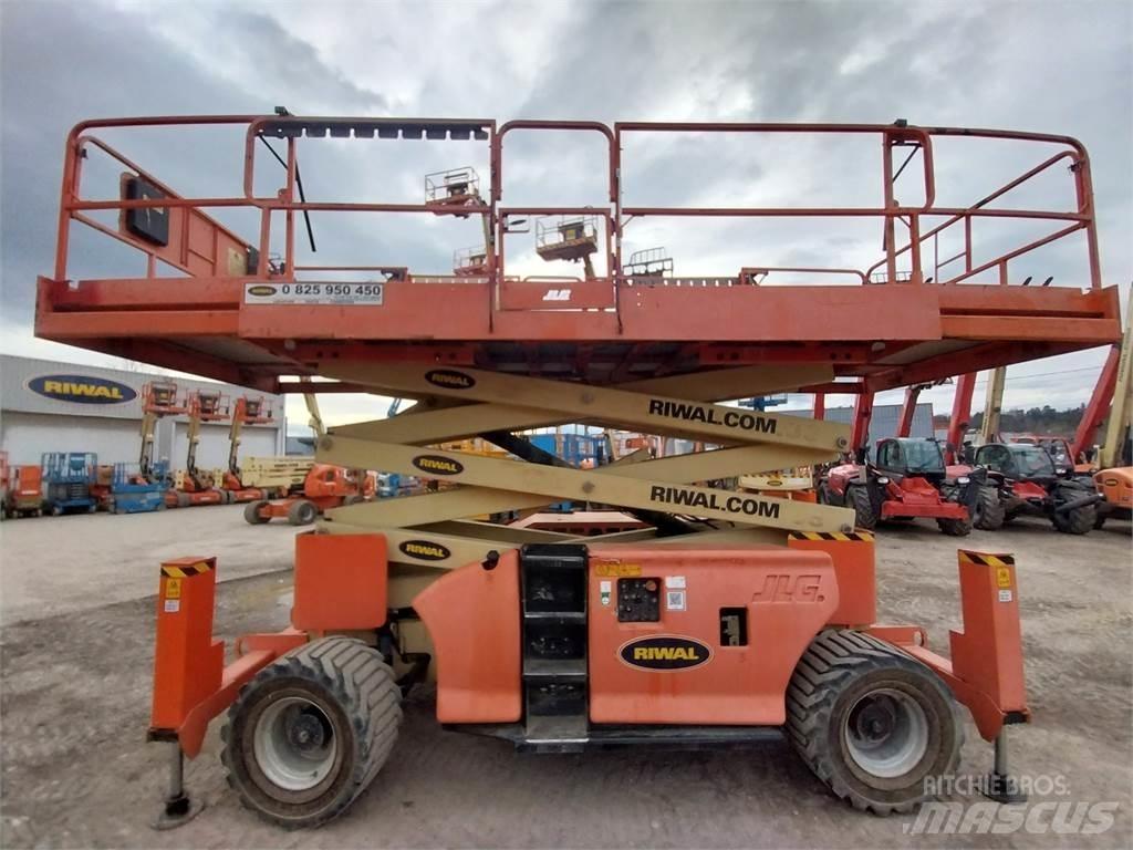 JLG 3394RT رافعات مقصية الشكل