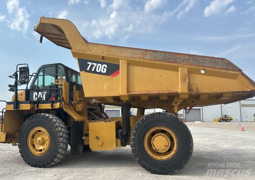 CAT 770 G ساحبات مفصلية