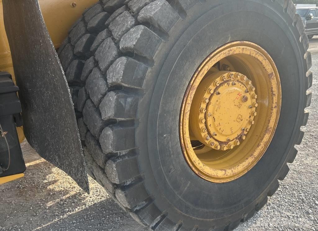 CAT 770 G ساحبات مفصلية