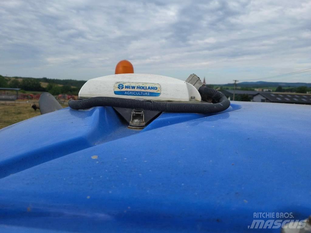 New Holland T 8.410 الجرارات