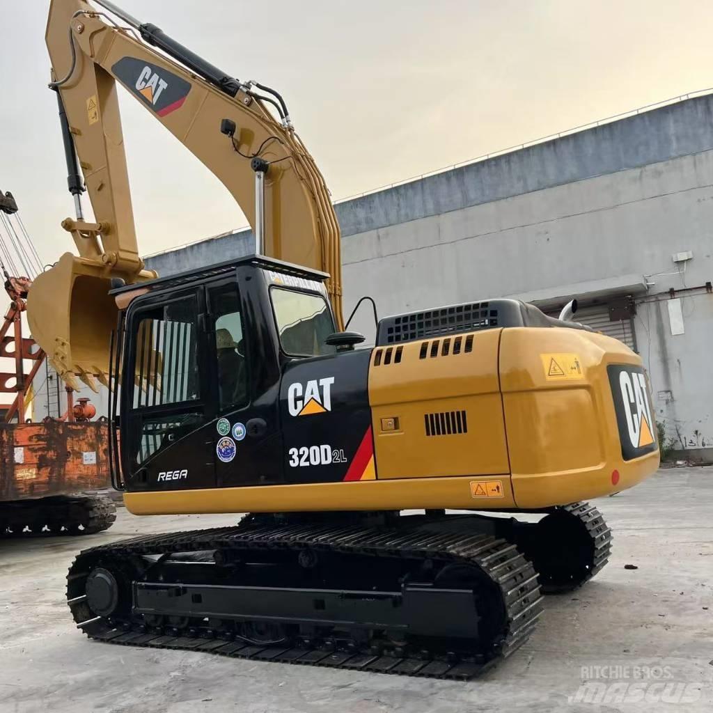 CAT 320D2 حفارات وسط 7 طن - 12 طن