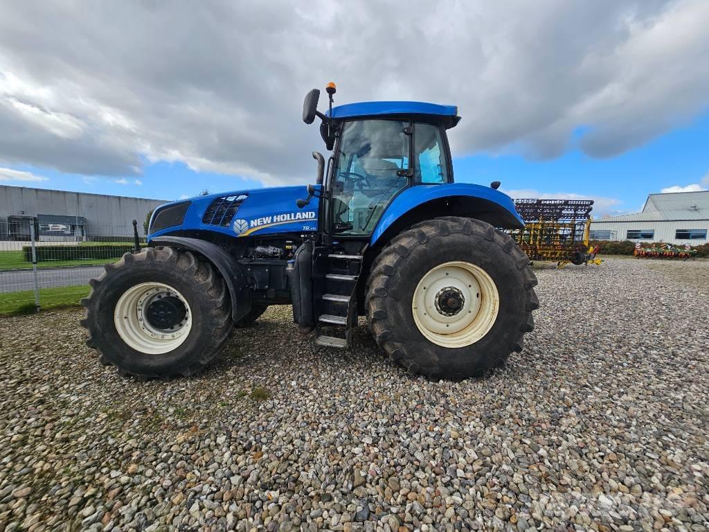 New Holland T 8.300 الجرارات