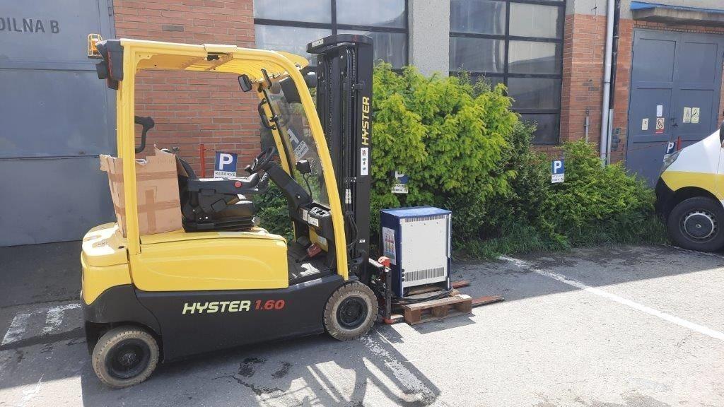 Hyster J1.6XN شاحنات ذات رافعات شوكية تعمل بالكهرباء