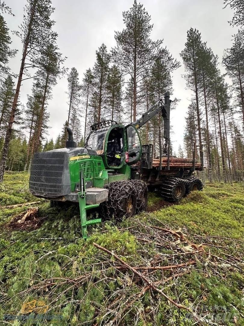 John Deere 1210G شاحنات