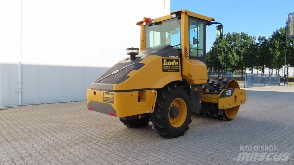 Volvo SD 75 B مداحل أحادية الأسطوانة