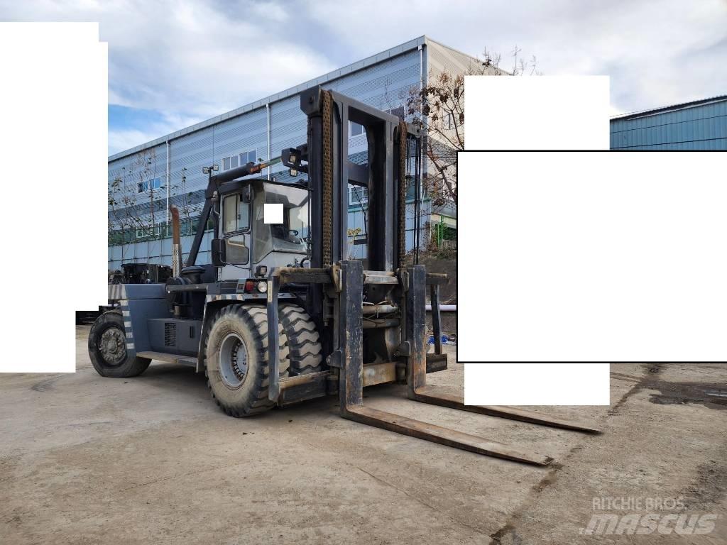 Kalmar DCE 330-12 شاحنات الديزل