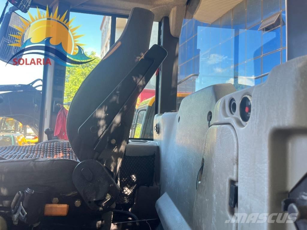 Volvo L 120 F لوادر بعجل