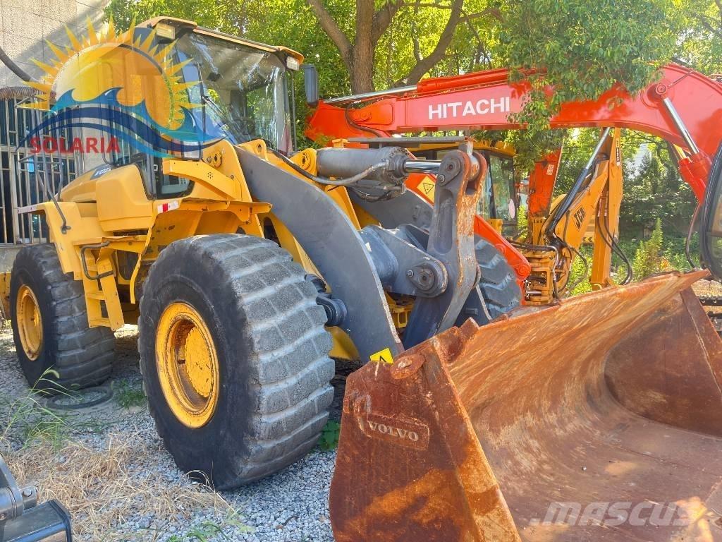 Volvo L 120 F لوادر بعجل