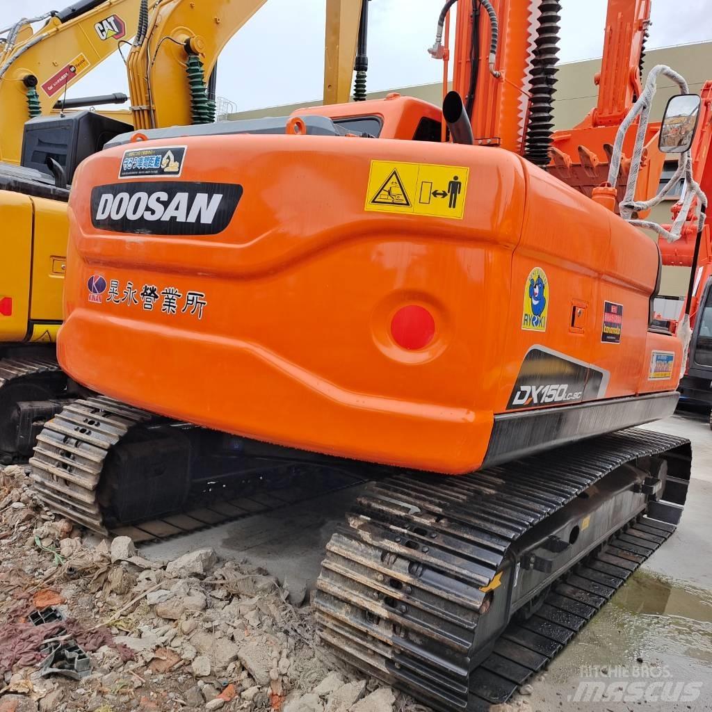Doosan DX 150 LC حفارات زحافة