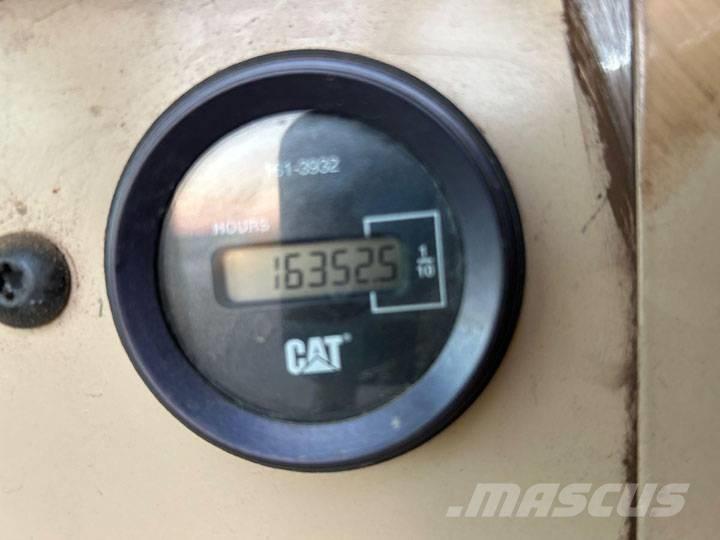 CAT 160 H معدات تمهيد الطرق