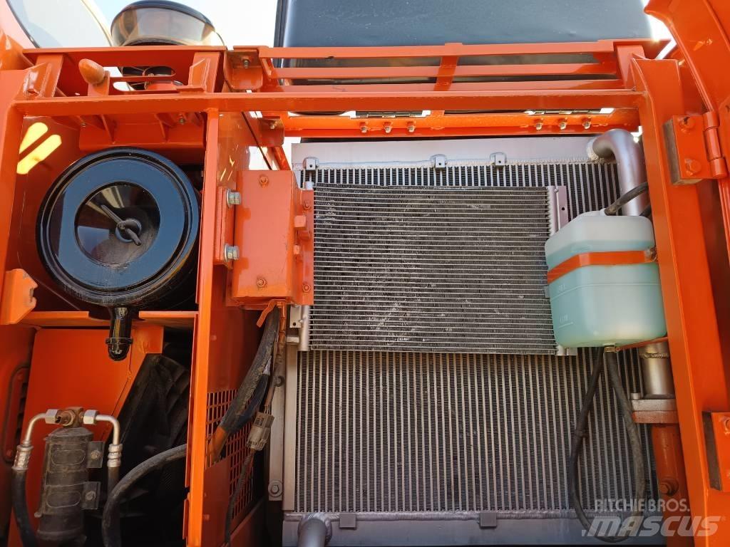Doosan DH 150 W-7 حفارات بعجل