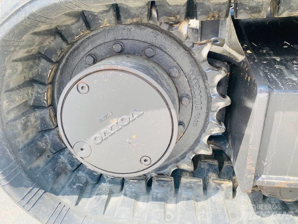 Volvo ECR 88 D حفارات وسط 7 طن - 12 طن