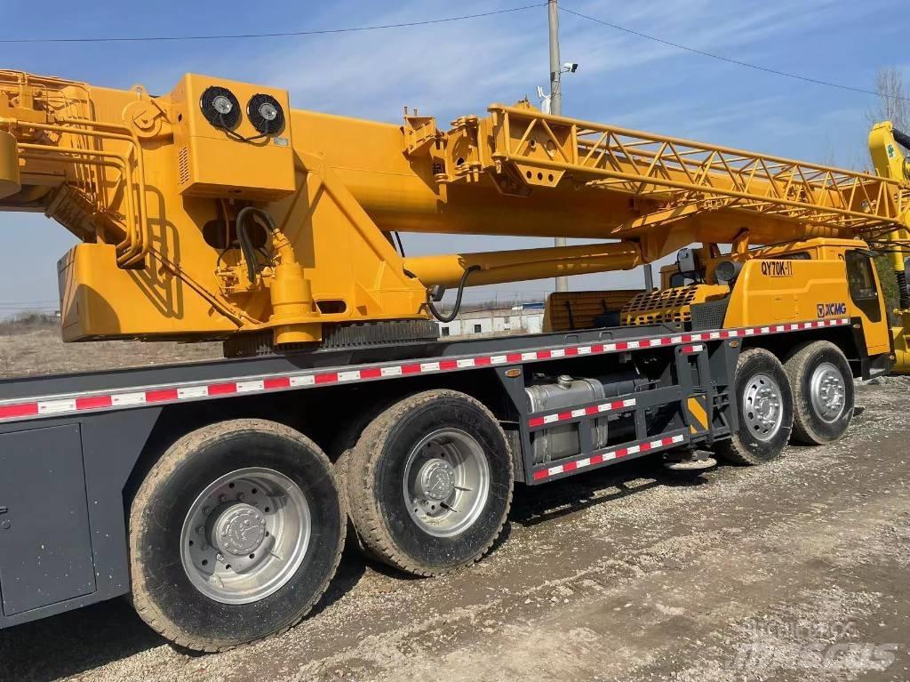 XCMG QY 70 K رافعات الطرق الوعرة