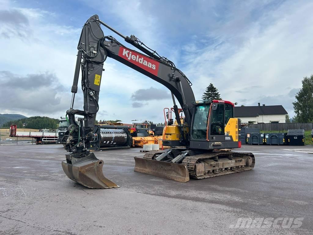 Volvo ECR 235 EL حفارات زحافة