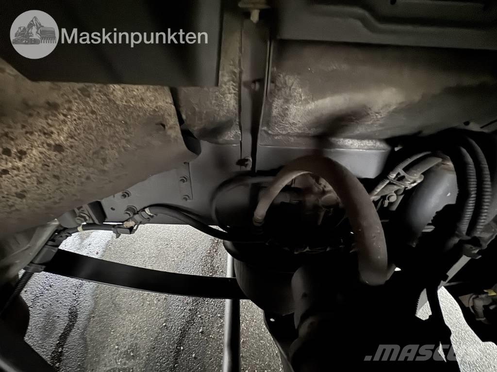 Scania P 250 شاحنات ذات هيكل صندوقي